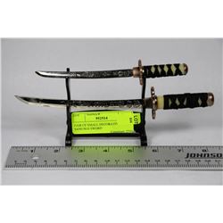 PAIR OF SMALL DECORATIVE SAMURAI SWORD