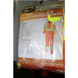 PIONEER SAFETY COVERALLS BRAND NEW SIZE 56T