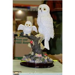 CANADIAN WILDERNESS OWL STATUE