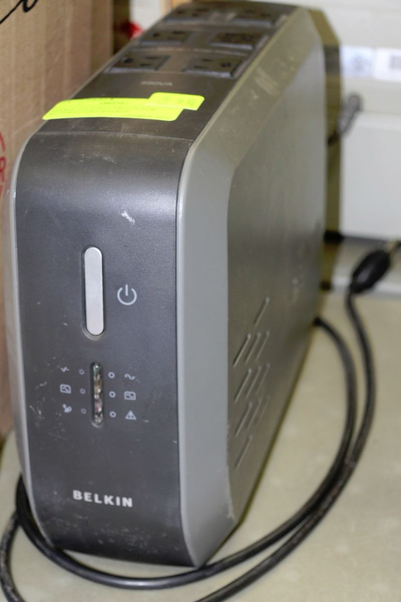 Belkin 550 Surge Protector With Battery Backup