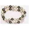 Image 2 : 14K GOLD CLASP BLACK & WHITE SHELL PEARL NECKLACE
