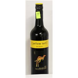 BOTTLE OF YELLOW TAIL SHIRAZ X2