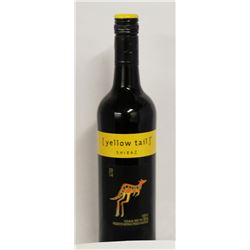BOTTLE OF YELLOW TAIL SHIRAZ X2