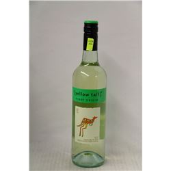 BOTTLE OF YELLOW TAIL PINOT GRIGIO