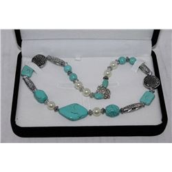 TURQUOISE NECKLACE