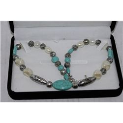 TURQUOISE NECKLACE