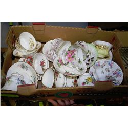 BOX OF ROYAL ALBERT CUPS & SAUCERS