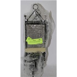 BUNDLE OF 4 CANDLEHOLDERS