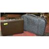 Image 1 : 2 VINTAGE SUITCASES