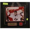 Image 1 : MARIO LEMIEUX GOLD METAL CHAMPION FRAMED POSTERS
