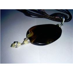 #16-HAND SET STRIPED AGATE PENDANT