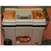 Image 1 : TOOLBOX WITH CONTENTS