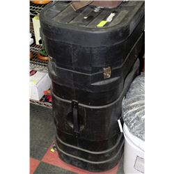 LARGE PLASTIC STORAGE BIN WITH WEELS & LATCH ON