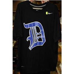 NIKE XL T-SHIRT