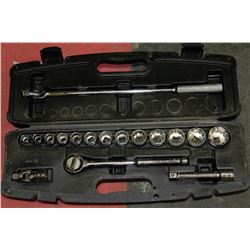 HUSKY 1/2" DRIVE SOCKET SET WITH RATCHET AND POWER