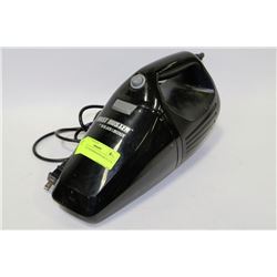 B&D DUST BUSTER HAND-HELD VAC -