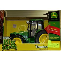 NEW JOHN DEER 7330 BIG FARM TRACTOR COLLECTIBLE