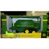 Image 1 : NEW JOHN DEERE 690 SQUARE BALER