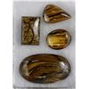 Image 1 : COLLECTION OF ASSORTED TIGERSEYE & 1 BRONZITE CAB