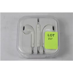 PAIR OF NEW HEADPHONES DESIGNED FOR IPOD/PHO