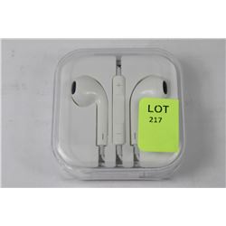 PAIR OF NEW HEADPHONES DESIGNED FOR IPOD/PHO