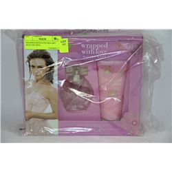 WRAPPED WITH LOVE HILARY DUFF GIFT BOX