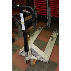 CROWN PALLET JACK