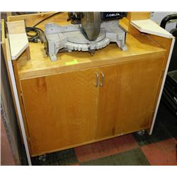 DELTA  SAW AND TABLE