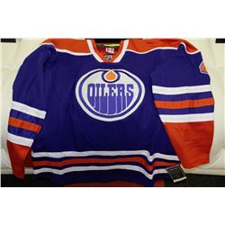 BRAND NEW RBK HALL SIZE 52 JERSEY