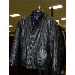 BLACK LEATHER JACKET