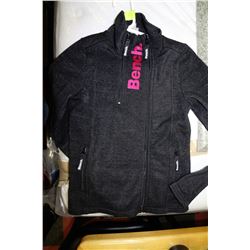 BENCH BLACK GIRL'S PULLOVER - SIZE 11-12