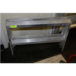 2' STURDY SAW-HORSE