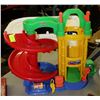 Image 1 : FISHER PRICE PLAY GARAGE