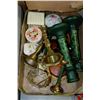 Image 1 : FLAT OF VARIOUS COLLECTIBLE ORNAMENTS INCLUDING
