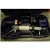 Image 1 : CORDLESS LINCOLN 18V POWER LUBER WITH CASE,BATTERY