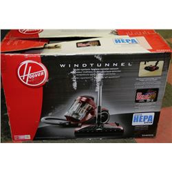 HOOVER WINDTUNNEL CANISTER VACUUM *USED*