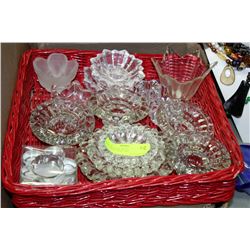 FLAT OF STAR AND FLOWER TEALIGHTS AND CANDLE