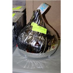 HERSHEY KISSES SINGING COOKIE JAR