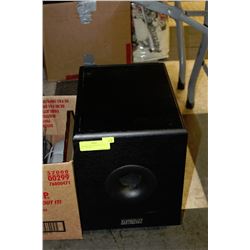 EARTHQUAKE SUB WOOFER SUB 80X. 150WATTS