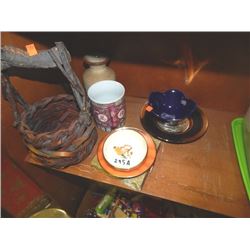 LOT OF COLLECTABLES - 8PC