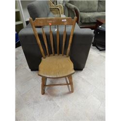 WOOD SIDE CHAIR - spindle back