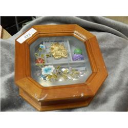 WOODEN OCTAGON JEWELRY BOX & CONTENTS