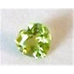 .85 CARAT GREEN PERIDOT GEMSTONE BEAUTIFUL HEART CUT & FACETED STONE!! GEMSTONE CAME OUT OF SAFE!!