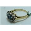 Image 2 : 14 Kt Yellow Gold Three-Stone Blue Topaz Ring With Diamond Cluster - Size 6 1/2