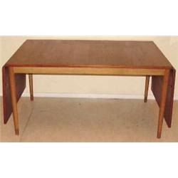 Klaffbord teak, Börge Mogensen, H 72, 140x93, klaffar 55x93. SEK 2.500-3.00...