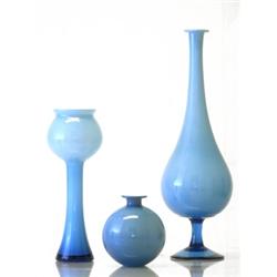 3 vaser, Holmegaard Danmark, Per Lutken, H 13, 29,5 och 45, SEK 1.000-1.200...