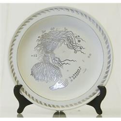 Fat, Grazia, fajans med silverdekor, Stig Lindberg, Gustavsberg, diam. 27,5, sign. Gustavsberg Gr...