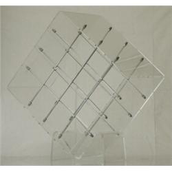 Vinställ i plexiglas med kromade stänger, H 60,5, troligtvis italiensk design. SEK 1.200-1.500...