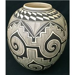 Large Navajo Pot by Mary Saxon