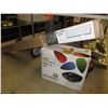 Image 1 : Alumen LCD projector & screen